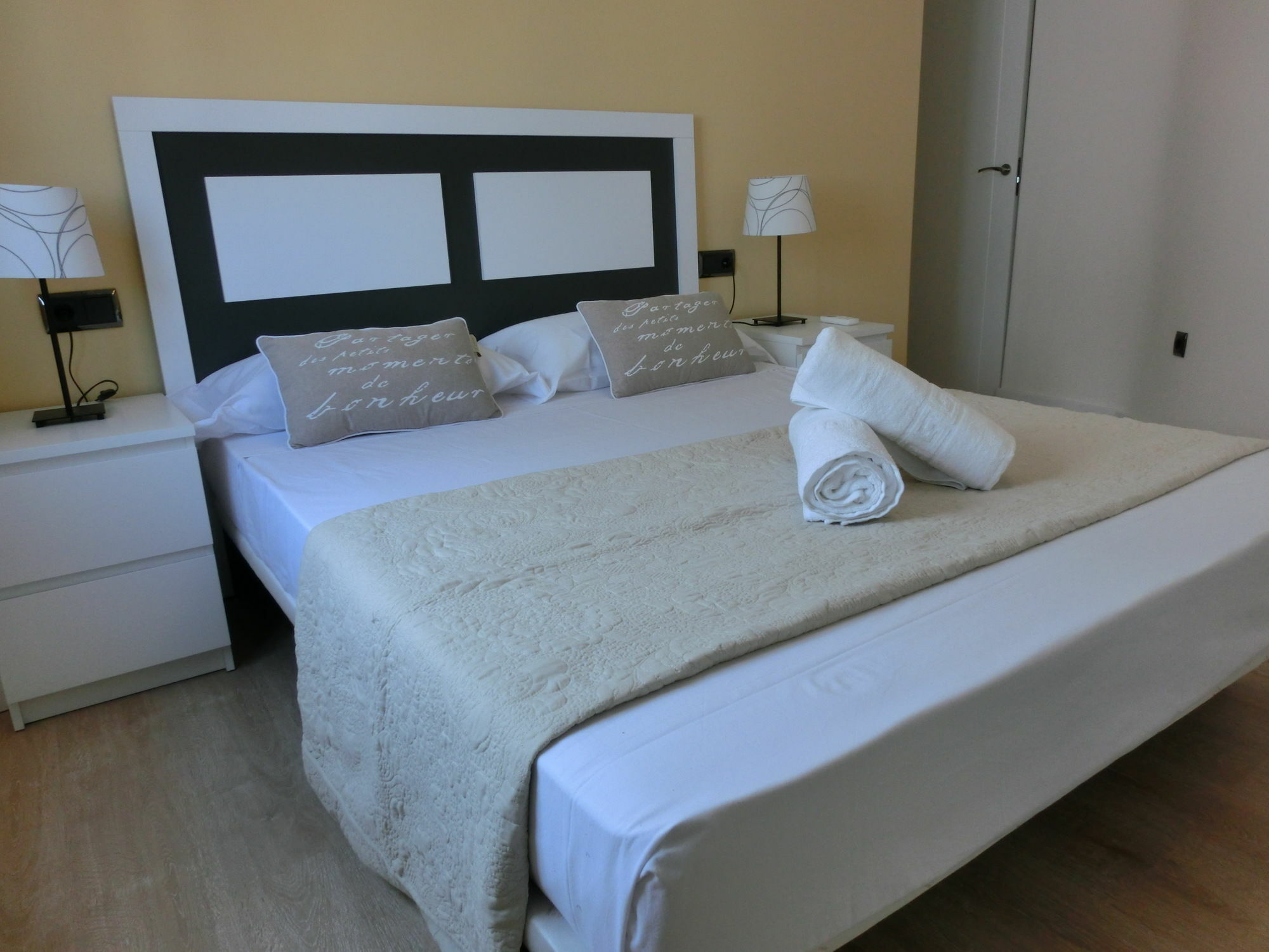Total Valencia Joaquin Sorolla Apartment Exterior foto