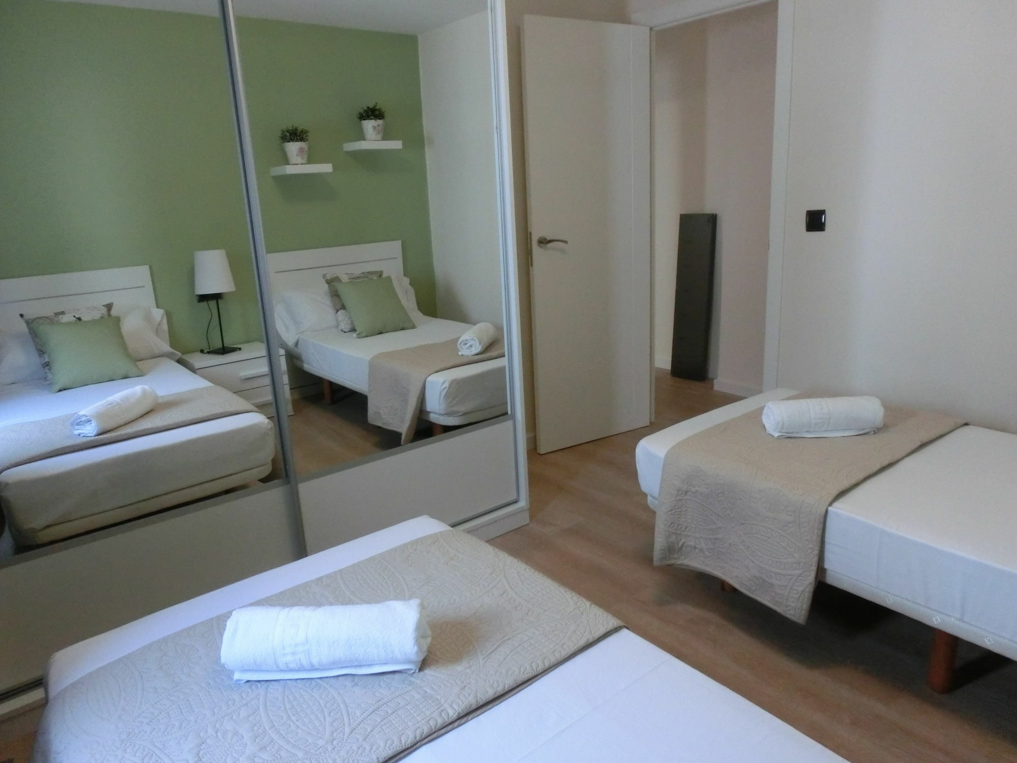 Total Valencia Joaquin Sorolla Apartment Exterior foto